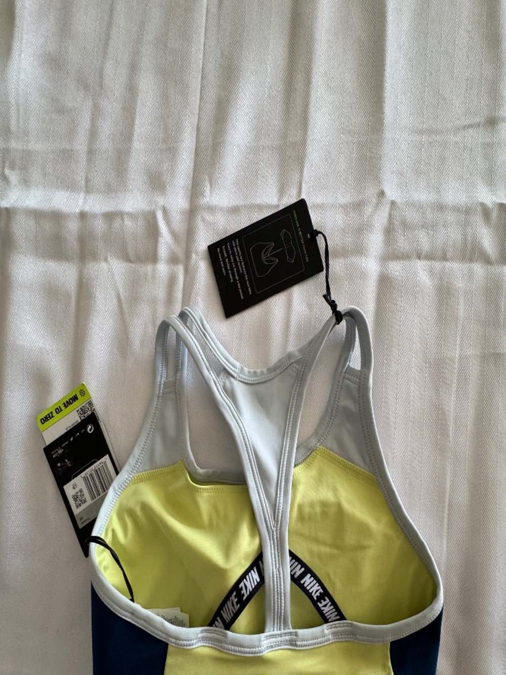 NWT NIKE sports bra